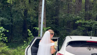 Рязанская БСМП отметила свадьбу двух своих сотрудников – медсестры и медбрата