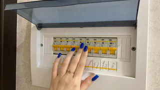 Должник погасил 300-тысячный долг в Коми только после отключения света