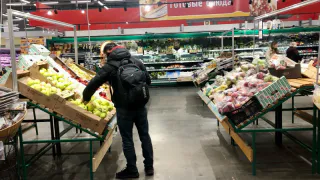 В супермаркетах начнет действовать строгий запрет: теперь такую продукцию не продадут