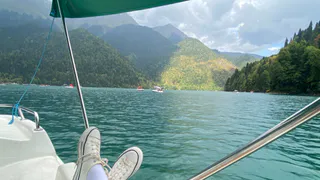 Эксперт-психолог Ника Болзан рассказала, как правильно заботиться о себе, не позволяя гонке за «успехом во что бы то ни стало» навредить здоровью