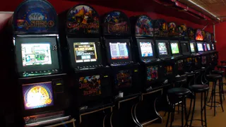 В Нижнекамске пресекли деятельность еще двух игровых салонов