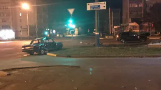 Водитель «семёрки» ищет свидетелей ДТП на проспекте Московском в Брянске