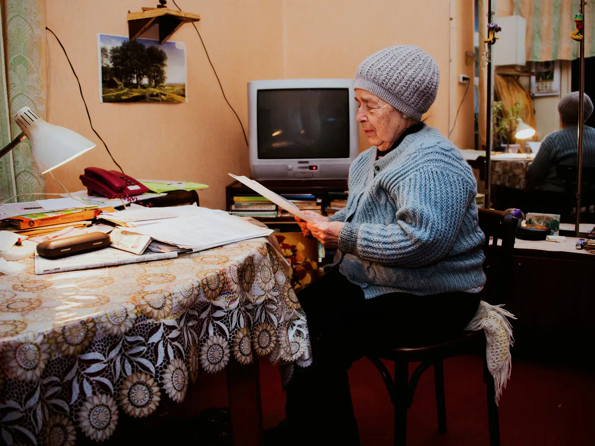 С 16 июня будет абсолютно бесплатно для пенсионеров от 56 до 80 лет: вводится ощутимая льгота.