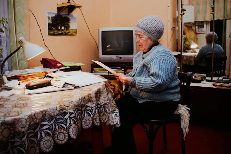 С 16 июня будет абсолютно бесплатно для пенсионеров от 56 до 80 лет: вводится ощутимая льгота.