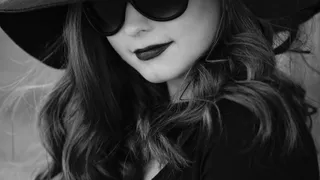 Одна из неприятных и бессовестных героинь советского кинематографа