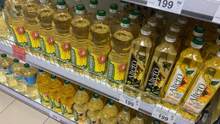 Берите сразу по 3 бутылки: в Роскачестве назвали лучшие марки подсолнечного масла