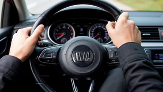 Жителя Татарстана обвиняют в покушении на дачу взятки полицейскому