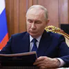 Владимир Путин присвоил рязанскому аграрию Георгию Свиду звание Героя Труда