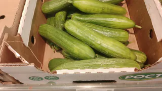 В Коми за неделю резко выросла стоимость огурцов и колбас, подешевели лекарства и сыры