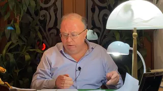 Пахнет скандалом: журналист Караулов пообещал подать в суд на "беременную" рязанку за клевету