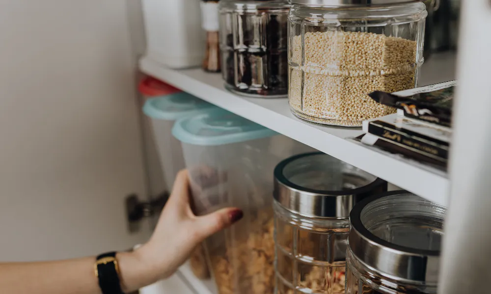 Где держат муку знающие люди, чтобы не завелись жучки: запомните раз и навсегда