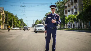 Тест - Разбираешься ли ты в сигналах регулировщика?