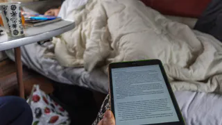 Из-за новых правил не знала, как прогнать со своей нижней полки мужика наверх