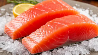 Идеальный способ засолить горбушу: метод, при котором с солью ошибиться невозможно