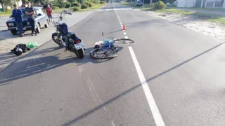 В Погаре Брянской области мотоциклист сбил 71-летню велосипедистку