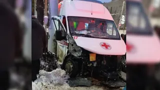 Есть пострадавшие: во Владимире машина скорой помощи столкнулась с двумя автомобилями