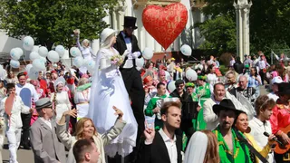 Пары из Владимирской области приглашают принять участие в свадебном фестивале в Москве