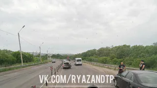 Движение затруднено: на Северной окружной столкнулись две легковушки