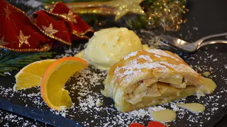 Легкий рождественский десерт: рулет без выпечки