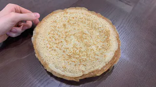 Один шаг с горячей водой — и тесто без комков, а блины эластичные как шёлк