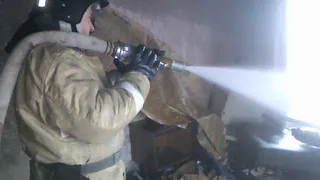 Без пострадавших: утром на Быстрецкой горел 6-этажный дом