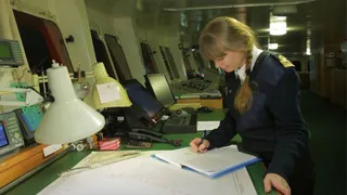 Учитель русского языка из Унечи стала старпомом на атомном ледоколе «Ямал»