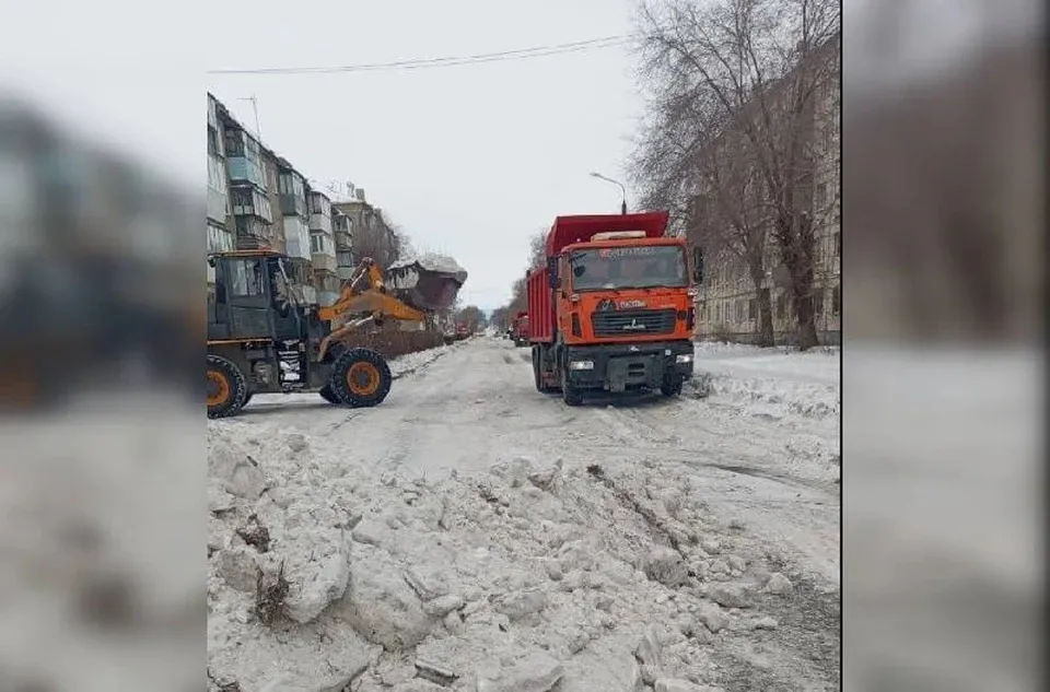 Прокуратура заставила коммунальщиков Магнитогорска расчистить заснеженные улицы