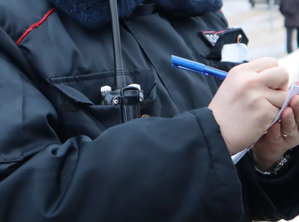 В Челябинской области задержали иностранца за хранение и сбыт наркотиков