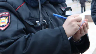 В Челябинской области задержали иностранца за хранение и сбыт наркотиков 