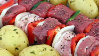 Сочное и ароматно, просто тает во рту: раскрыт секрет идеального маринада для мяса