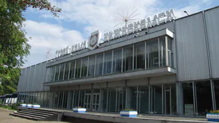 Почему пассажиры не могут покупать билеты в кассе автовокзала до Камских Полян? 