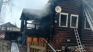 В Коми пожар из-за проблем с электрикой лишил сельчан дома