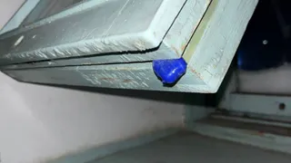 В Сыктывкаре ранее судимых молодых людей задержали в подъезде с наркотиками