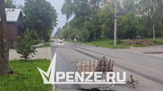 На ул. Чкалова в Пензе второй раз за месяц провалился асфальт