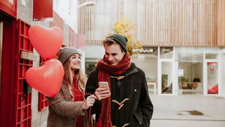 Жители Владимира тратят на подарки ко Дню всех влюбленных около 4 тысяч рублей