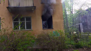 В Рязани на улице Ленинского комсомола горел дом