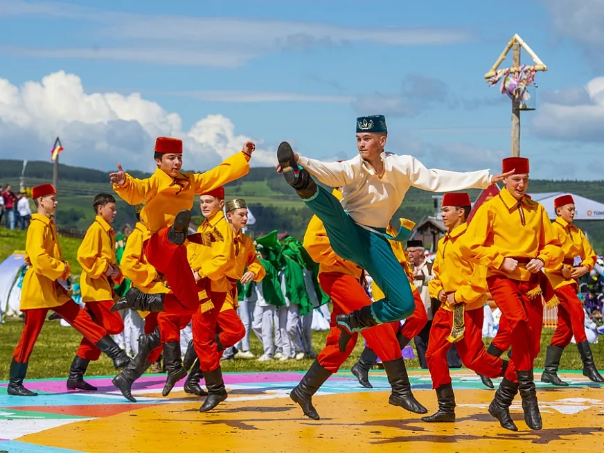Конные скачки, выставки и состязания