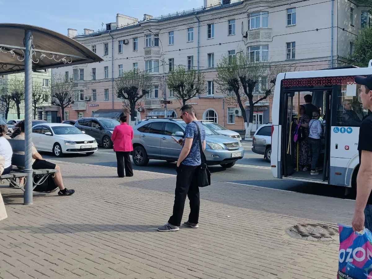 «После 20.00 не уехать вообще»: губернатор отчитался об обновлении транспорта, а рязанцы рассказали, как ждут автобусы по вечерам