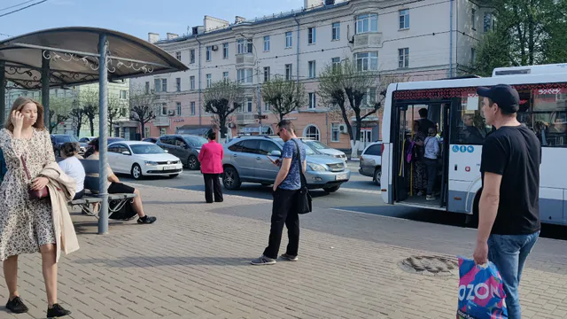 «После 20.00 не уехать вообще»: губернатор отчитался об обновлении транспорта, а рязанцы рассказали, как ждут автобусы по вечерам