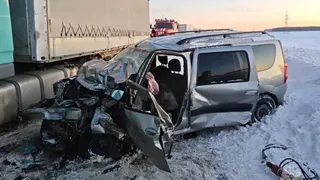 В округе Муром на повороте к деревне Лазарево в серьёзном ДТП столкнулись три автомобиля