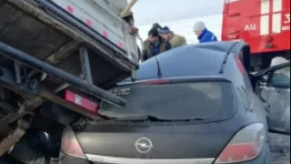 Под Рязанью столкнулись ГАЗель и Опель, есть пострадавшие