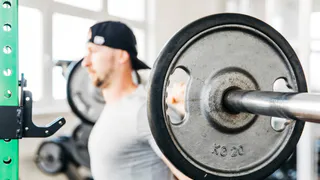 Челябинцы получили денежные призы за силу ударов и передали машину на передовую в рамках турнира «Сила России»