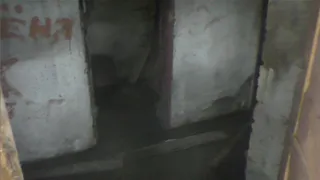 В Брянске дом по улице  Пушкина годами тонет в фекалиях