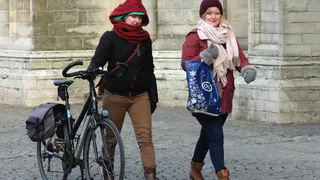 3 куртки, которые делают из женщин тёток: Проверьте свой гардероб, чтобы не отстать от моды осенью и зимой 2025