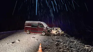 В Коми 21-летний водитель «семерки» врезался в микроавтобус и скончался