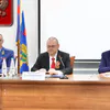 Губернатор Мельниченко взял на контроль профилактику кризиса у подростков