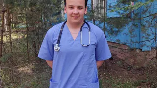 Студент РязГМУ в первый день практики спас жизнь женщине