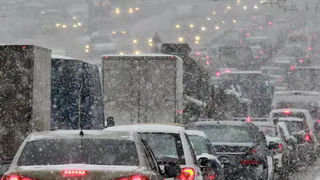 Утром 10 марта 2023 в Рязани возникли 10-балльные пробки из-за снегопада