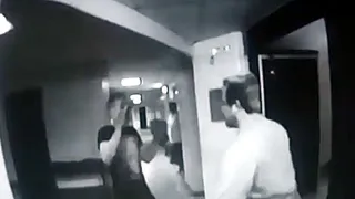 Пьяный дебошир напал на врача-травматолога: полное видео инцидента