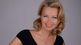 Актриса Надежда Нечаева стала депутатом Карачевского райсовета Брянской области